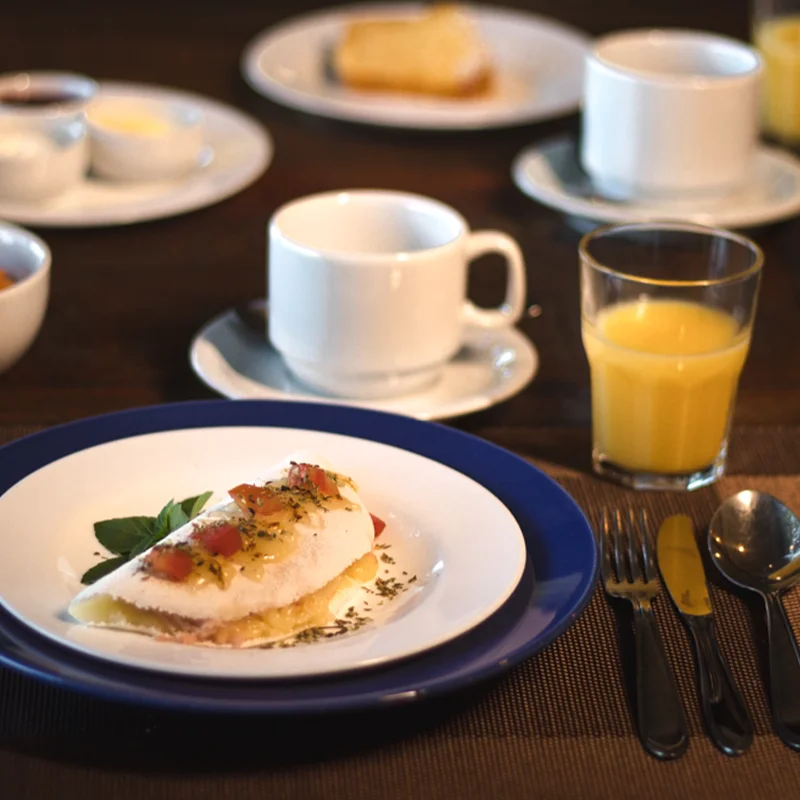 Café da Manhã com Vista para o Mar